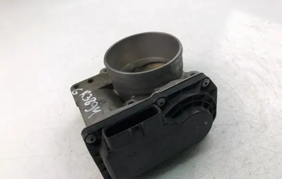 Volvo V50 Throttle valve 30711551