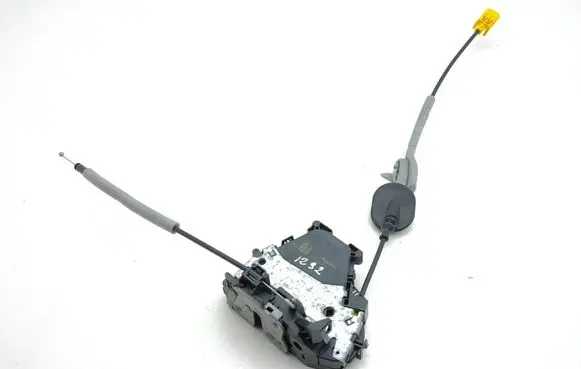 Renault Captur II Front door lock M16804 805020417R 146S30