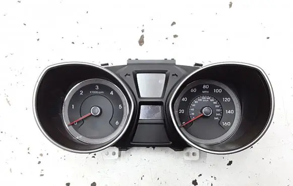 Hyundai i30 Speedometer (instrument cluster) 94003a6630
