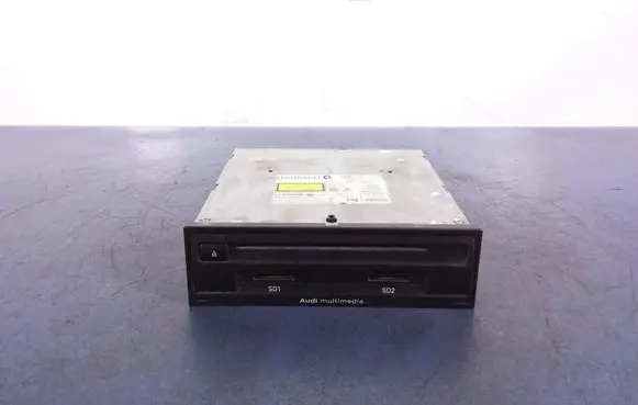 Audi A8 S8 D4 4H Radio/CD/DVD/GPS head unit 4H0035776G