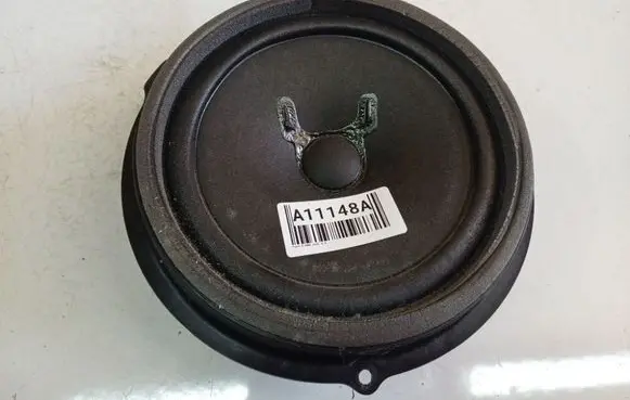 Opel Astra H Front door speaker 6M2T18808AB
