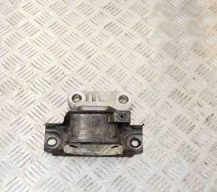 Opel Corsa F Engine mount bracket 468646740 13371838