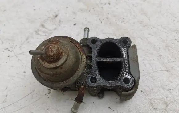 Honda Civic IX Engine shut-off valve 