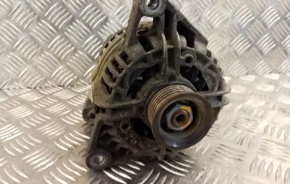Skoda Fabia Mk1 (6Y) Generator/alternator 047903015Q 0124315014 70A