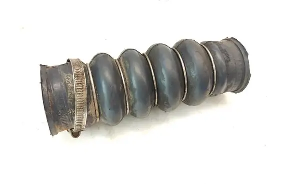 Ford Mondeo Mk III Intercooler hose/pipe 2S7Q6N650AC