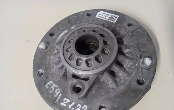 BMW 4 F36 Gran coupe Front upper strut mount 6881929