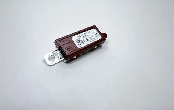 Jaguar E-Pace Aerial antenna amplifier FW9318C847EB 28385144 20200904