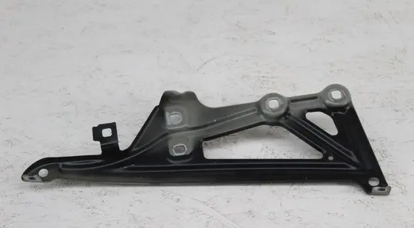 BMW X1 F48 F49 Fender mounting bracket 7329447
