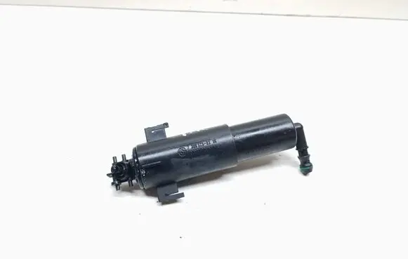 Headlight washer spray nozzle