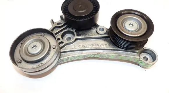 Volvo XC90 Timing belt tensioner 31401452