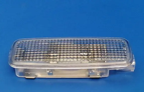 Audi A3 S3 8V Front seat light 4D0947105A