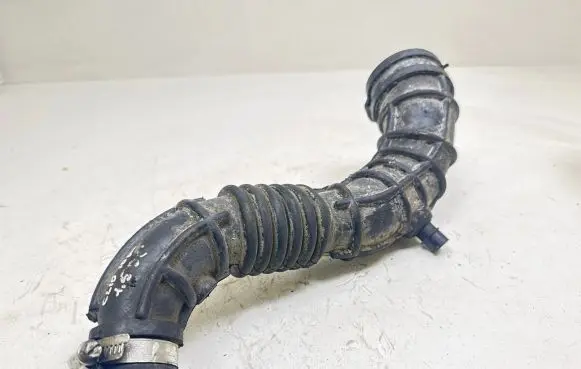 Renault Clio III Air intake hose/pipe 8200500363