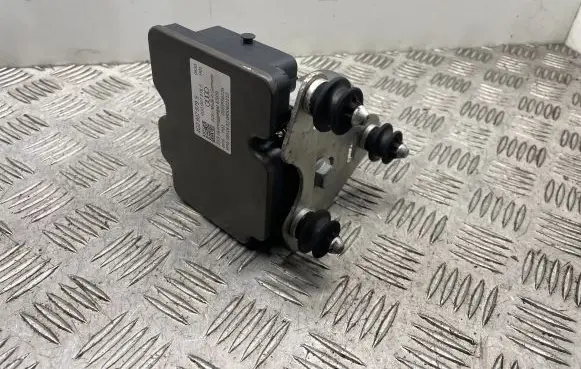 Audi A7 S7 4G ABS Pump 4G0907379S 4G0514517AK
