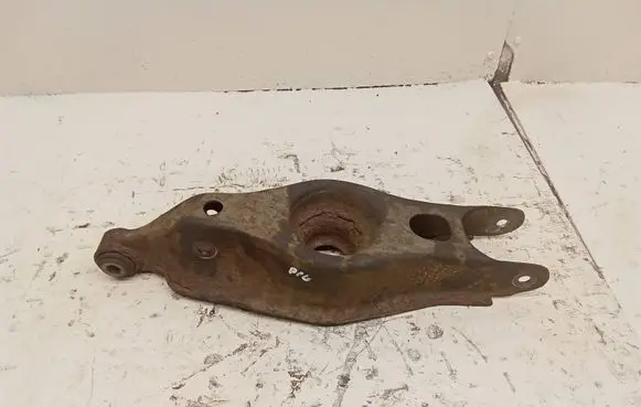 Chrysler 300 - 300C Rear upper control arm/wishbone