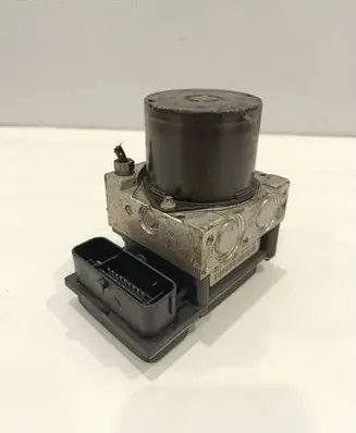 Volkswagen Polo IV 9N3 ABS Pump 6Q0614117S 644L3091107 0265231712
