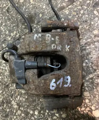 Mercedes-Benz E W210 Front brake caliper
