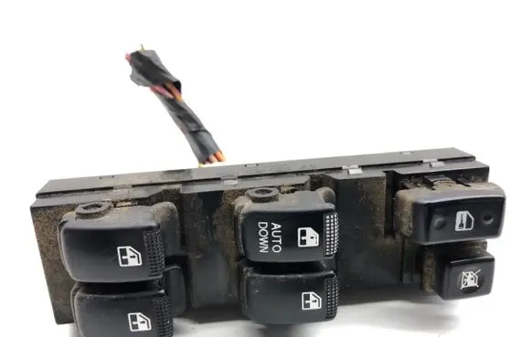 Hyundai Tucson JM Electric window control switch 