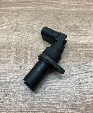 BMW 5 E39 Crankshaft position sensor 2247926 25916010 2Pins