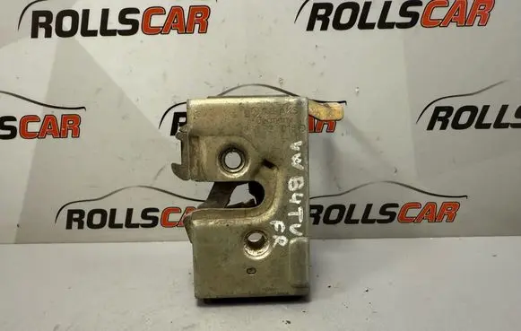 Volkswagen PASSAT B4 Front door lock 357837016D