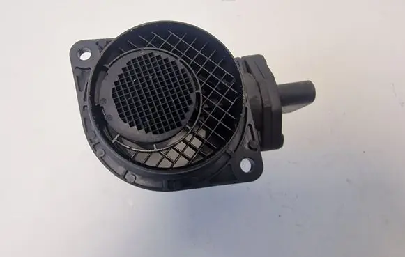 Audi A3 S3 8L Mass air flow meter 038906461C