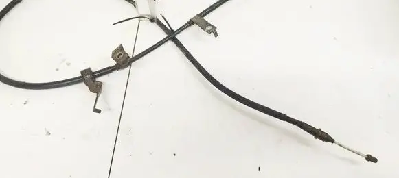 Handbrake/parking brake wiring cable