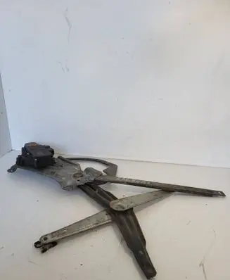 BMW 3 E36 Front window lifting mechanism without motor 1977579