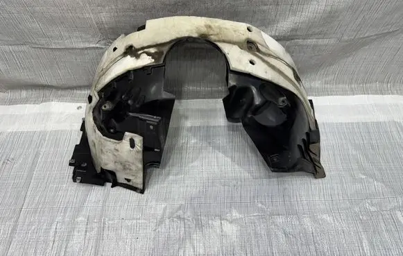 Lancia Ypsilon Front wheel arch liner splash guards 9850749880