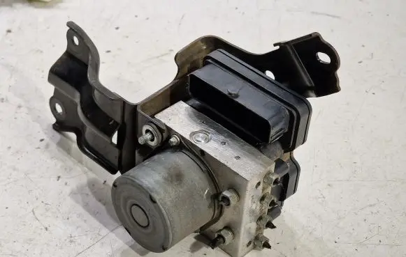 Toyota C-HR I ABS Pump 0265244264 44540F4090