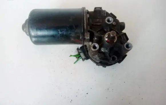 Skoda Octavia Mk1 (1U) Wiper motor 0390241180