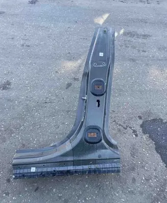 BMW iX Sill