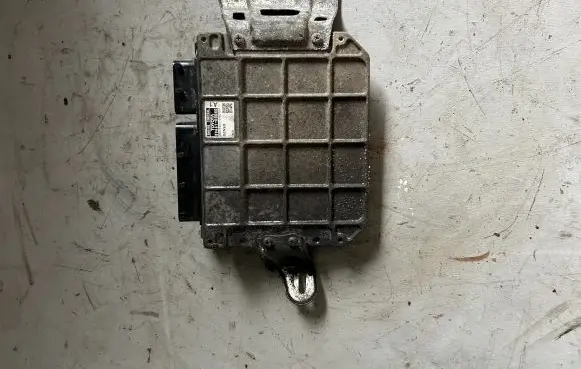 Toyota Yaris Engine control unit/module