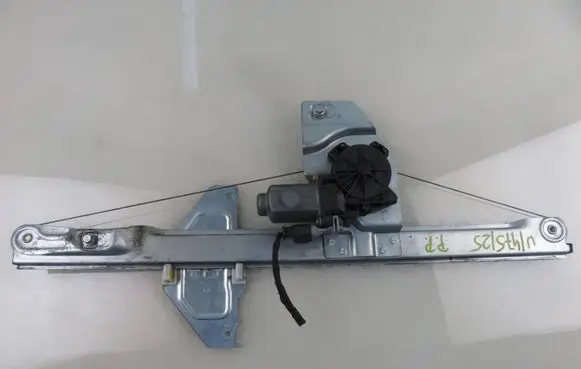 Peugeot Partner Front door window regulator with motor 9680557880 402104B
