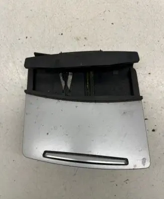 Ashtray (front)