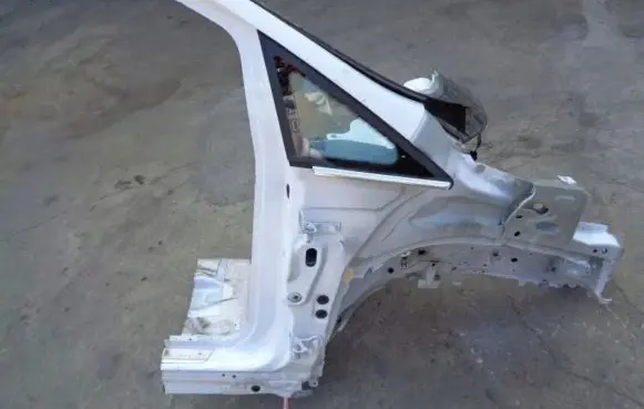Ford C-MAX II Pillar (middle) 