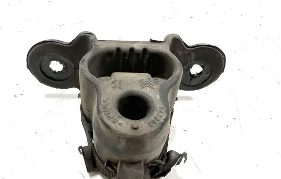 Muffler mount bracket/holder