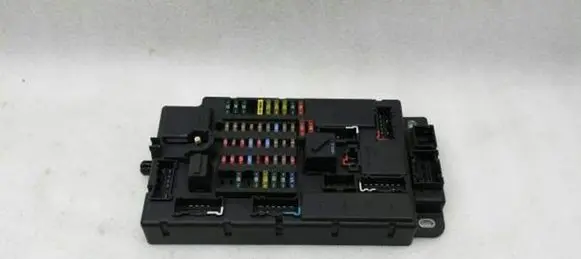 Mini One - Cooper Coupe R56 Fuse module 61353450824