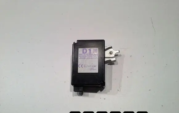 Toyota RAV 4 (XA30) Engine control unit/module 89760-42040