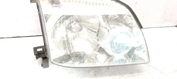 Nissan X-Trail T30 Headlight/headlamp E411915