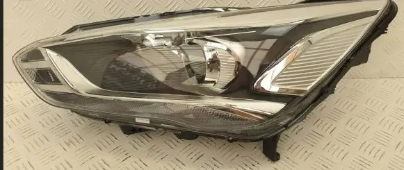 Ford C-MAX II Headlight/headlamp