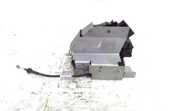 Loading door lock