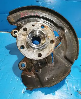 Volvo S80 Front wheel hub F805753 U128