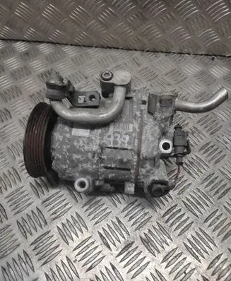 Skoda Fabia Mk1 (6Y) Air conditioning (A/C) compressor (pump) 6Q0820803D