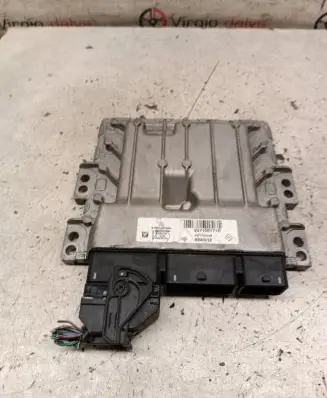 Renault Captur Engine control unit/module 237103333R 237105171R S18056139A