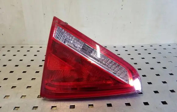 Audi A5 Sportback 8TA Tailgate rear/tail lights 8T0945093