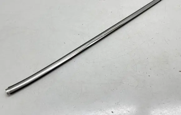 Nissan Pulsar Front door glass trim molding 
