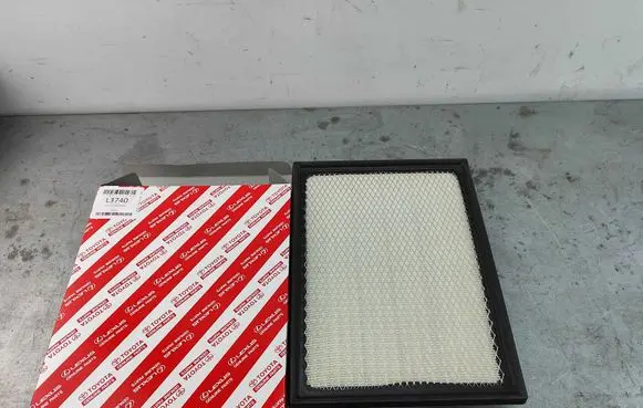 Toyota Hilux VIII Air filter 178010L040