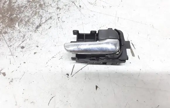 Rear door interior handle