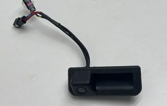 Audi Q3 F3 Tailgate handle with camera 81A827566A