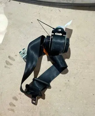 Ford C-MAX I Rear seatbelt 3M51R611B69EB