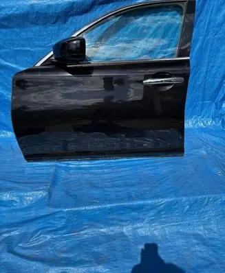 Infiniti M30 Front door